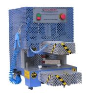 Masini de debavurat colturi BATIPEN